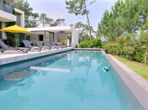 Villa Contemporaine, GOLF AND SEA, Haut de gamme, Vue LAC